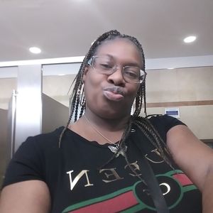 Meet your Posher, Latanya